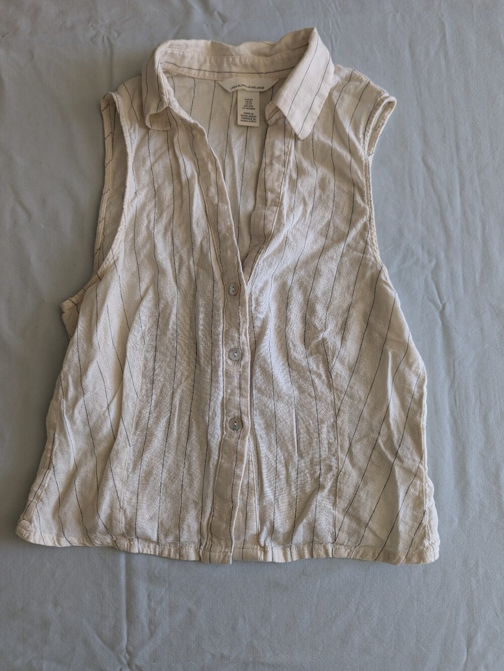 Linen Blend Pinstripe Sleeveless Button Up Shirt - Picture 4 of 11